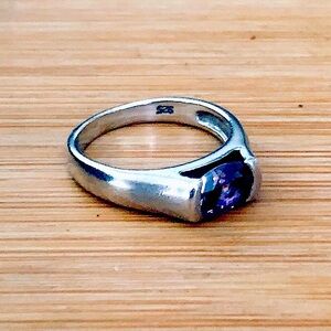$76  Mish Tworkowski Estate Ring  Sterling Silver  Size 6  Marked MISH 925